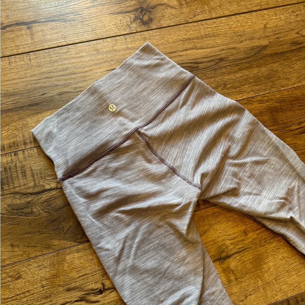 Lululemon leggings ankle length light purple